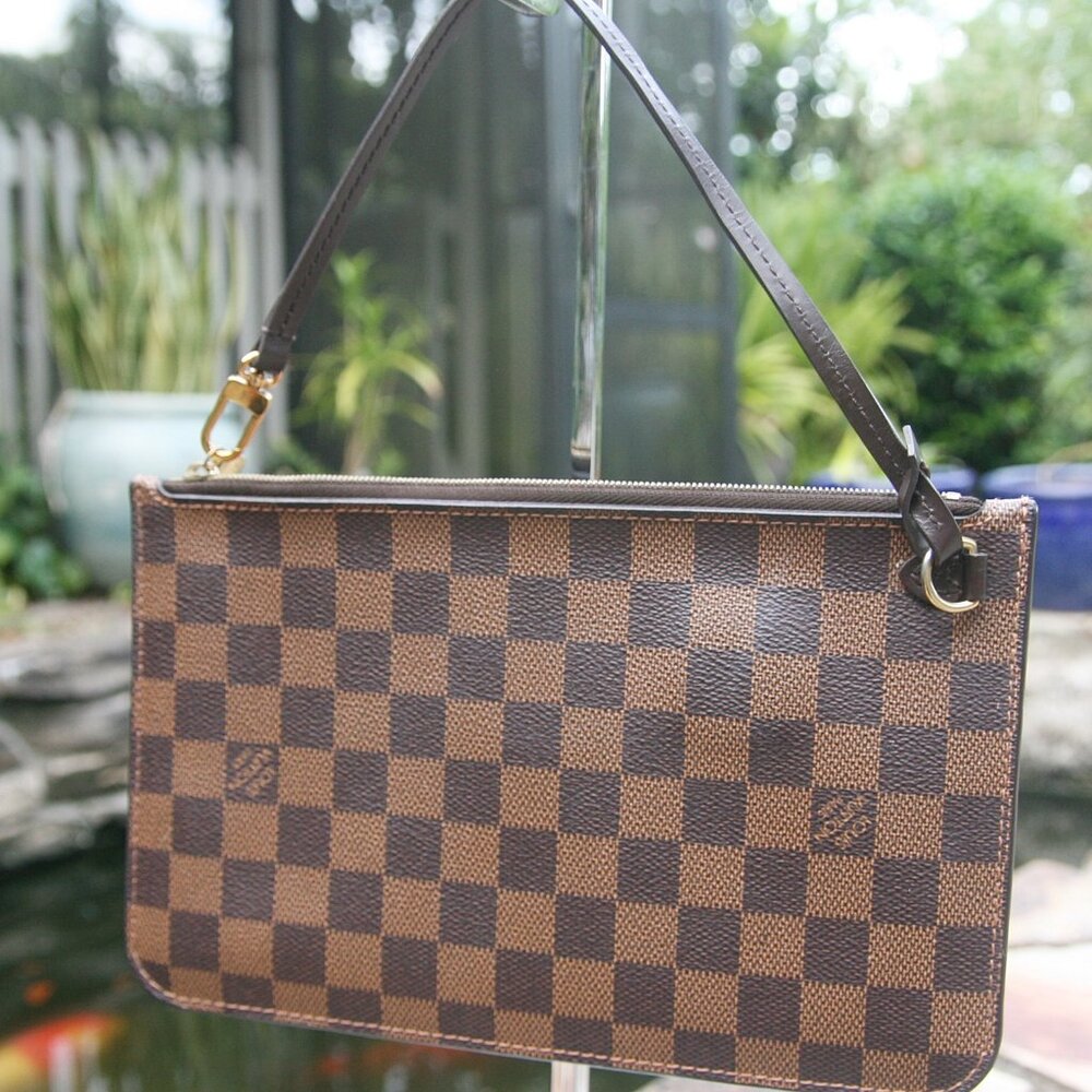 LOUIS VUITTON DAMIER EBENE CLUTCH POCHETTE POUCH WRISTLET MM/GM 100% AUTHENTIC - Picture 5 of 11